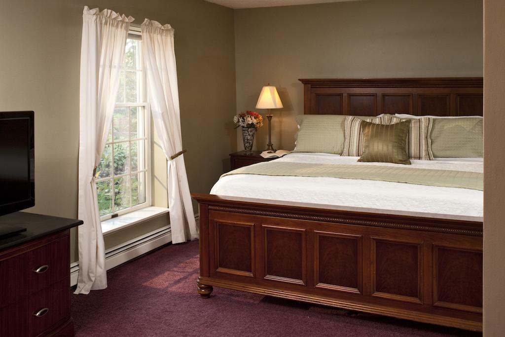 Bed and Breakfast Huron House Oscoda Экстерьер фото