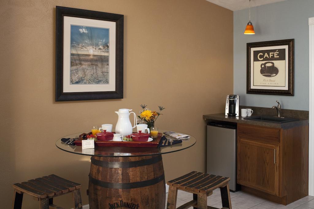 Bed and Breakfast Huron House Oscoda Экстерьер фото