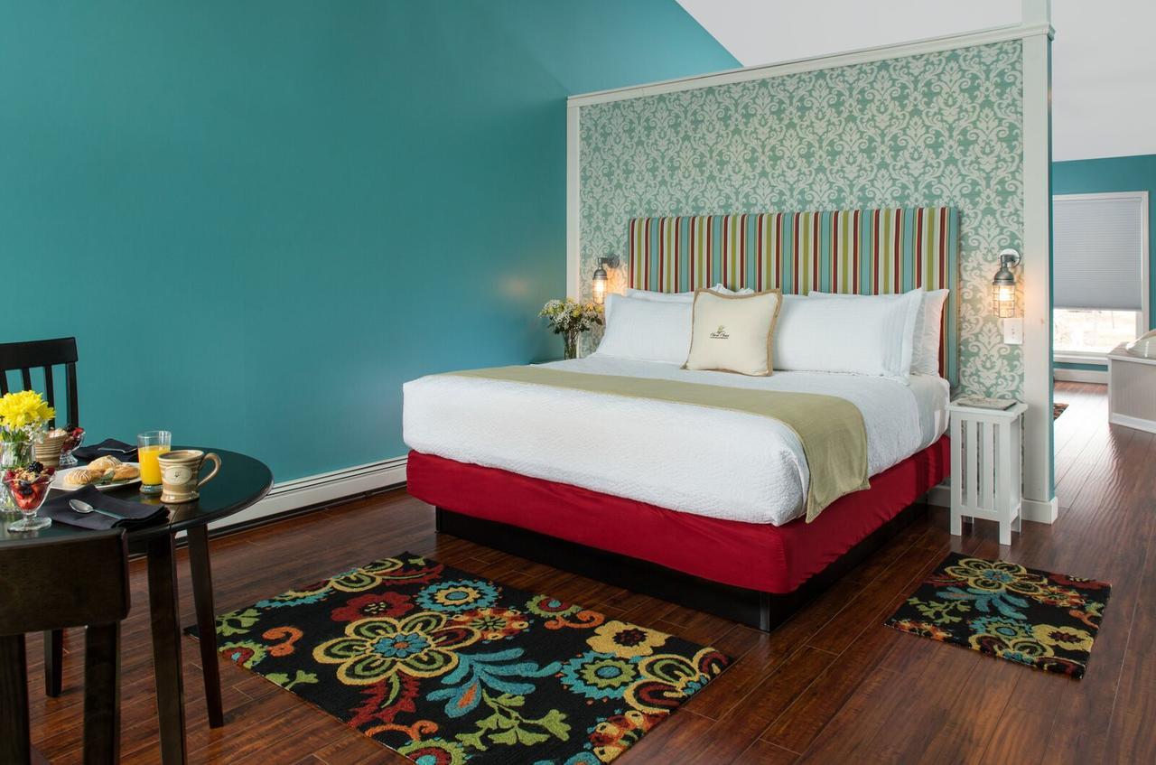 Bed and Breakfast Huron House Oscoda Экстерьер фото