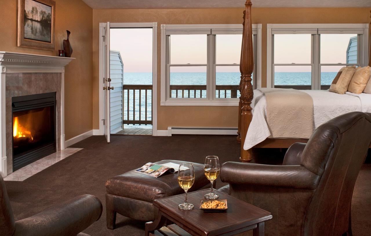 Bed and Breakfast Huron House Oscoda Экстерьер фото