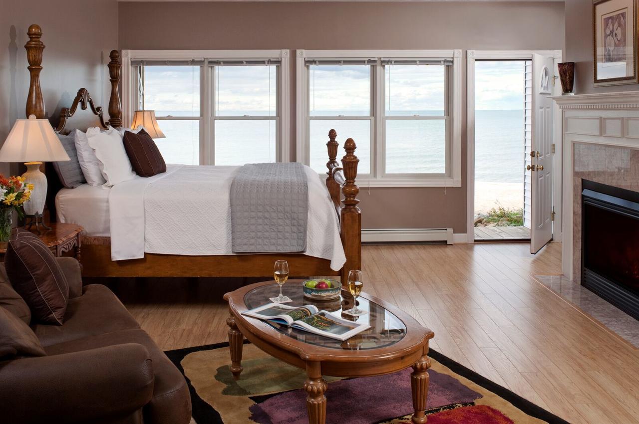 Bed and Breakfast Huron House Oscoda Экстерьер фото